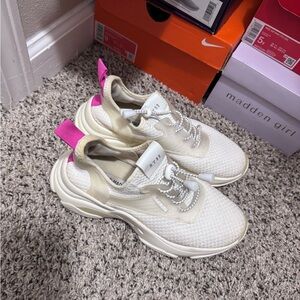 Steve Madden White and Pink Women's Sneakers